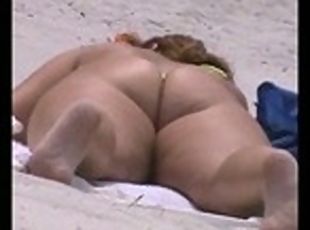 Hot sexy mature huge ass tiny thong beach spy 33
